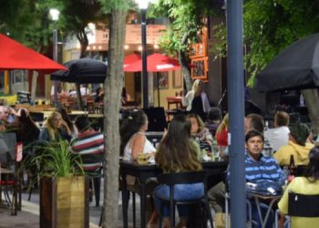 Proyecto para declarar Emergencia del sector gastronómico